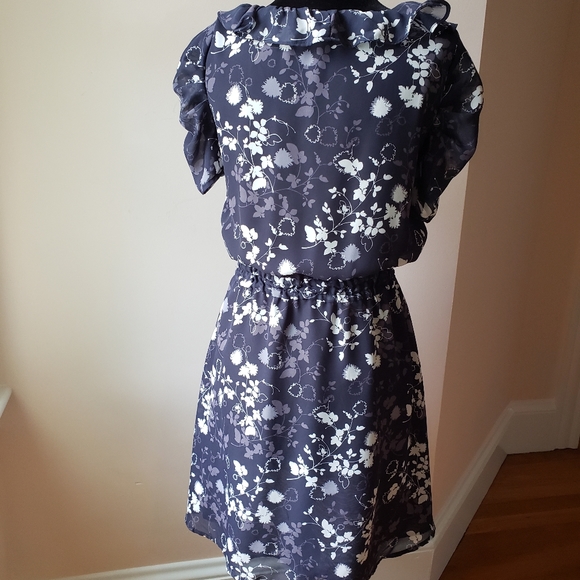 Gap Women's dress - Picture 9 of 9